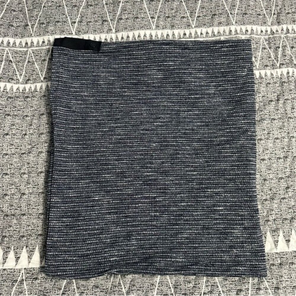 Lululemon Snap Scarf Wrap Navy Marled OS Poncho Athleisure Cozy - Picture 9 of 14